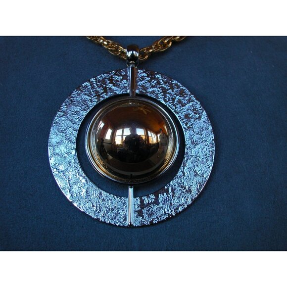 Vintage Brutalist Gold & Silver Tone Statement Necklace & Clip-On Earrings Set 1 - Picture 14 of 14